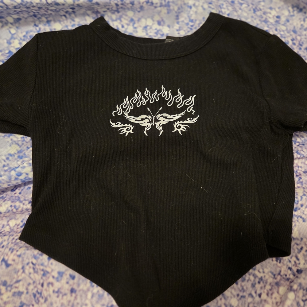 Forever 21 Black Tee with White Flame Graphic